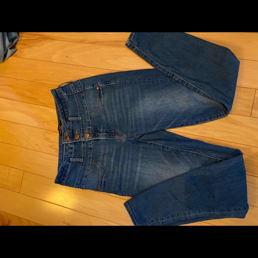 High waist jeans